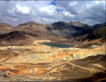 MINERA IRL CONSTRUIR&Aacute; T&Uacute;NEL EN PRIMERA MITAD DEL 2011 PARA HALLAR ORO EN PUNO